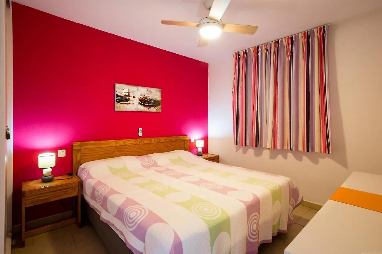 Go2Tenerife Appart'Nido Famille - Piscine & Plage Apartment Playa de las Americas