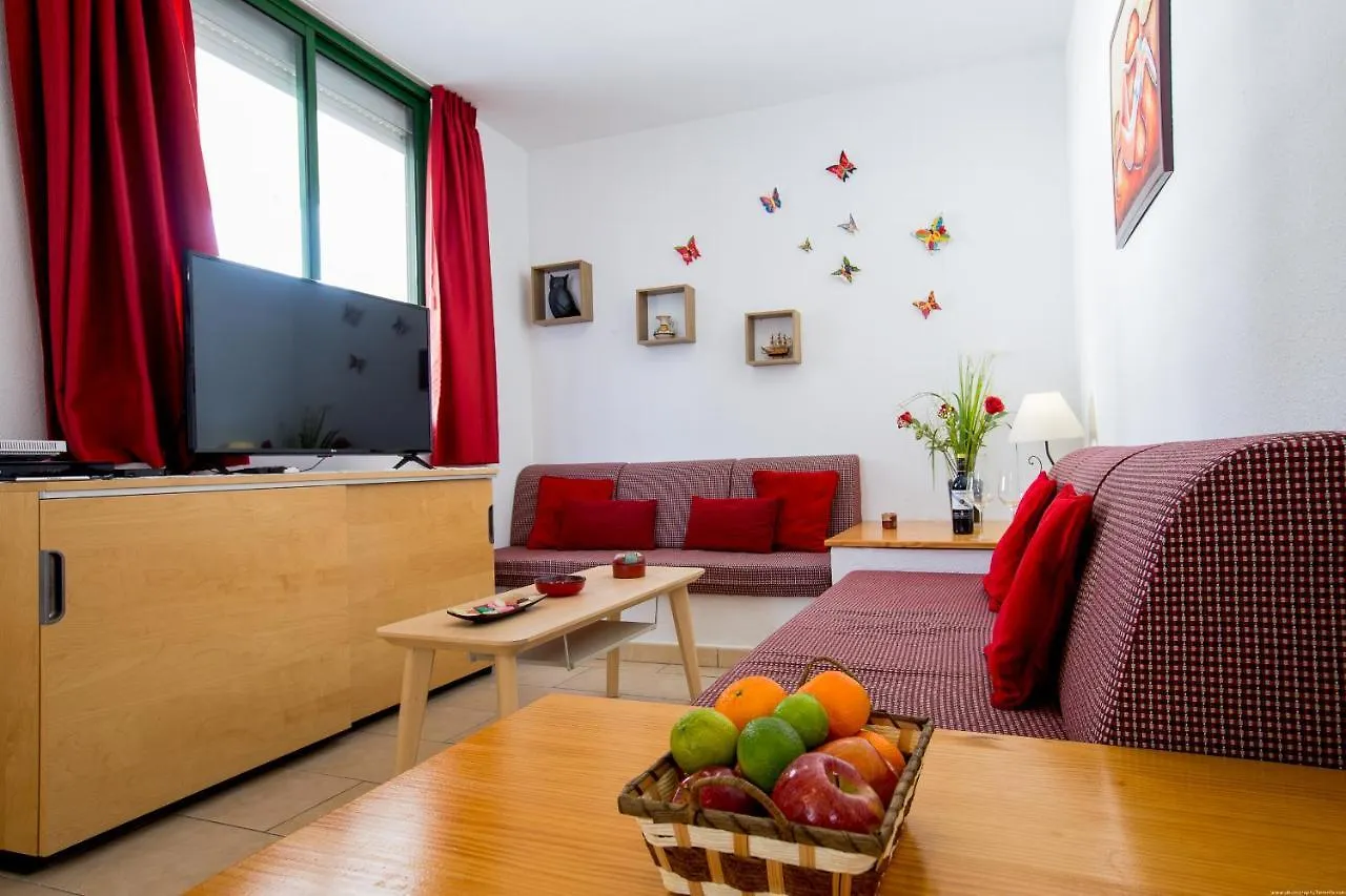 Go2Tenerife Appart'Nido Famille - Piscine & Plage Apartment Playa de las Americas