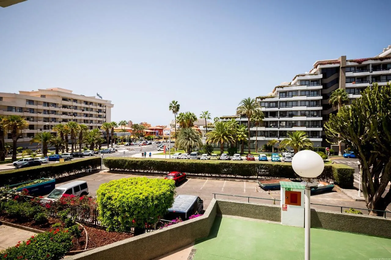 Go2Tenerife Appart'Nido Famille - Piscine & Plage Apartment Playa de las Americas
